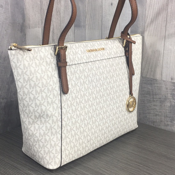Michael Kors Handbags - Michael Kors Ciara Vanilla Lg TZ Tote Leather